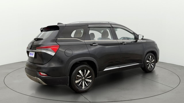 View MG Hector Plus Image 48 Used MG Hector Plus Image 48