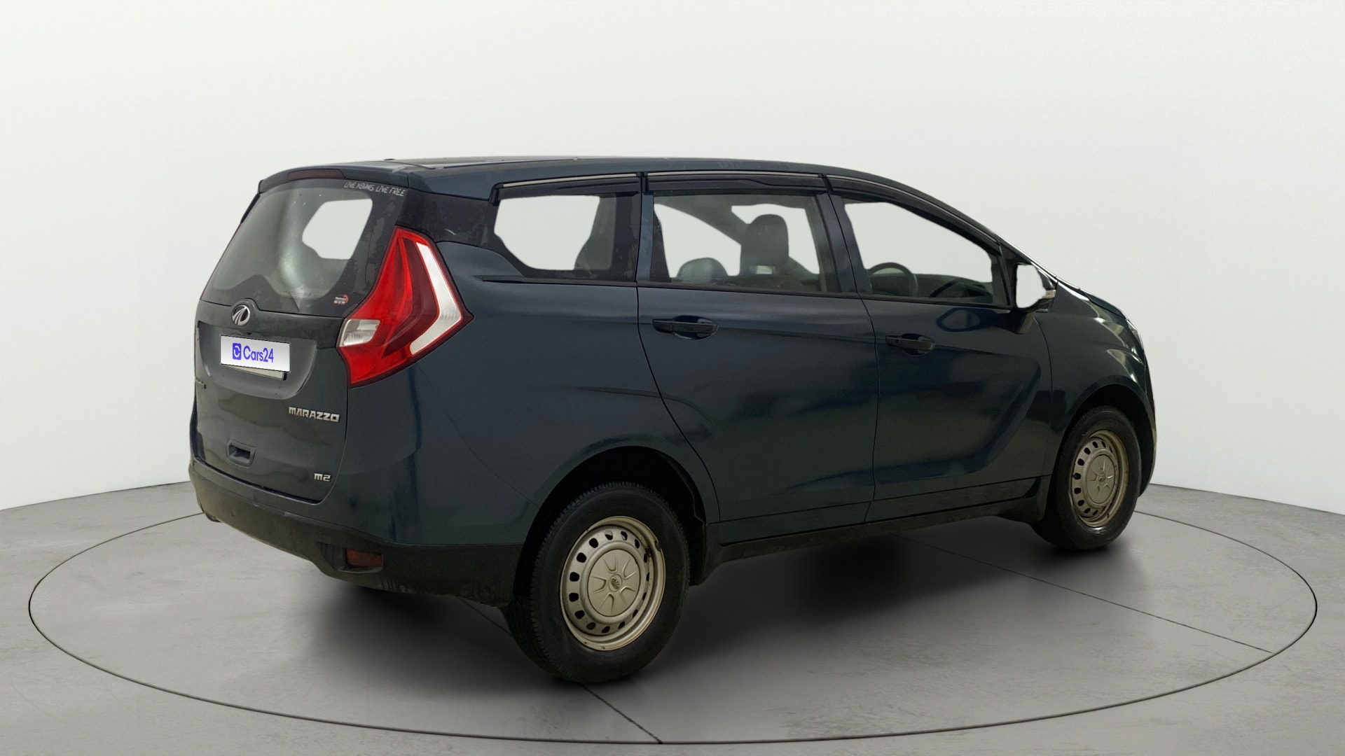 View 2019 Mahindra Marazzo M2 7-Seater Image 42 Used 2019 Mahindra Marazzo M2 7-Seater Image 42