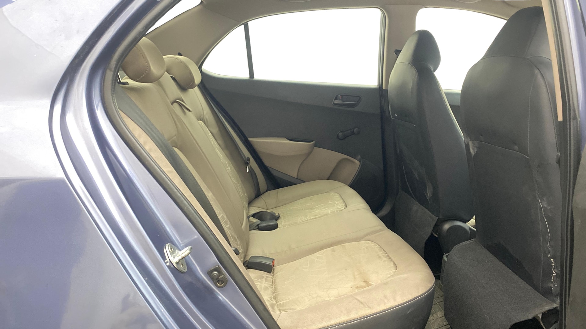 View 2015 Hyundai Xcent Base Petrol Image 28 Used 2015 Hyundai Xcent Base Petrol Image 28