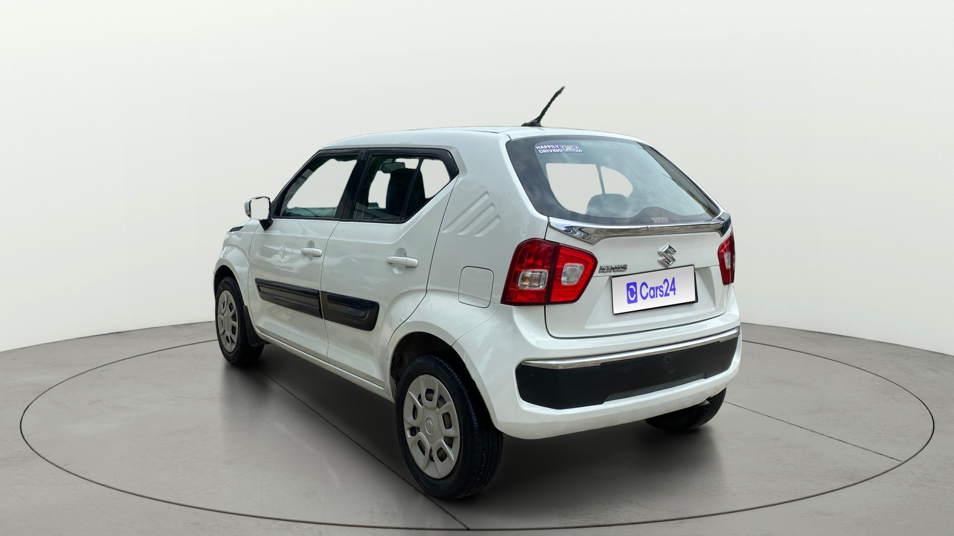 View 2018 Maruti Suzuki 1000 Base Variant Image 2 Used 2018 Maruti Suzuki 1000 Base Variant Image 2