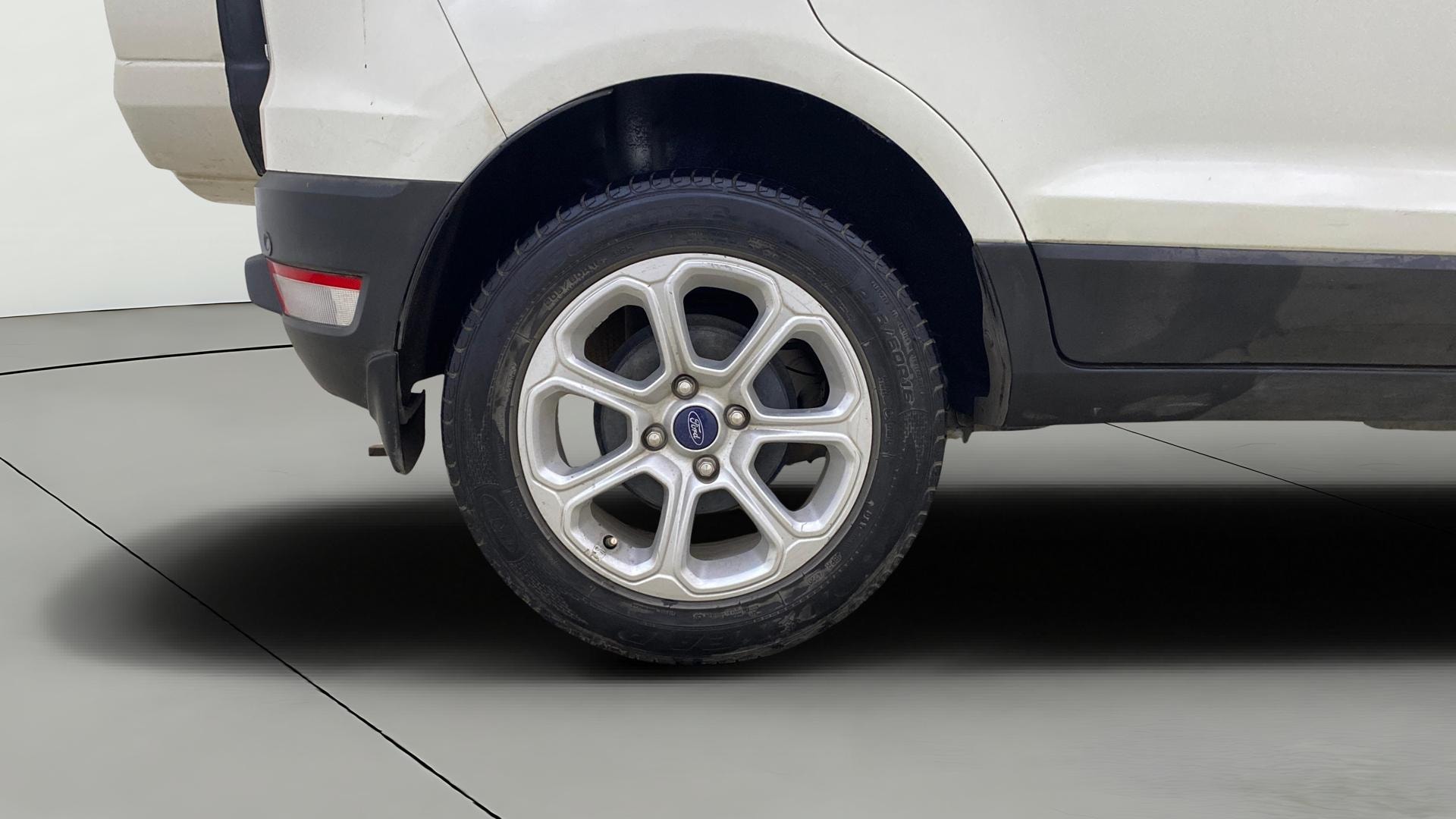 View 2020 Ford EcoSport 1.5 TDCi Diesel Ambiente BS IV Image 25 Used 2020 Ford EcoSport 1.5 TDCi Diesel Ambiente BS IV Image 25