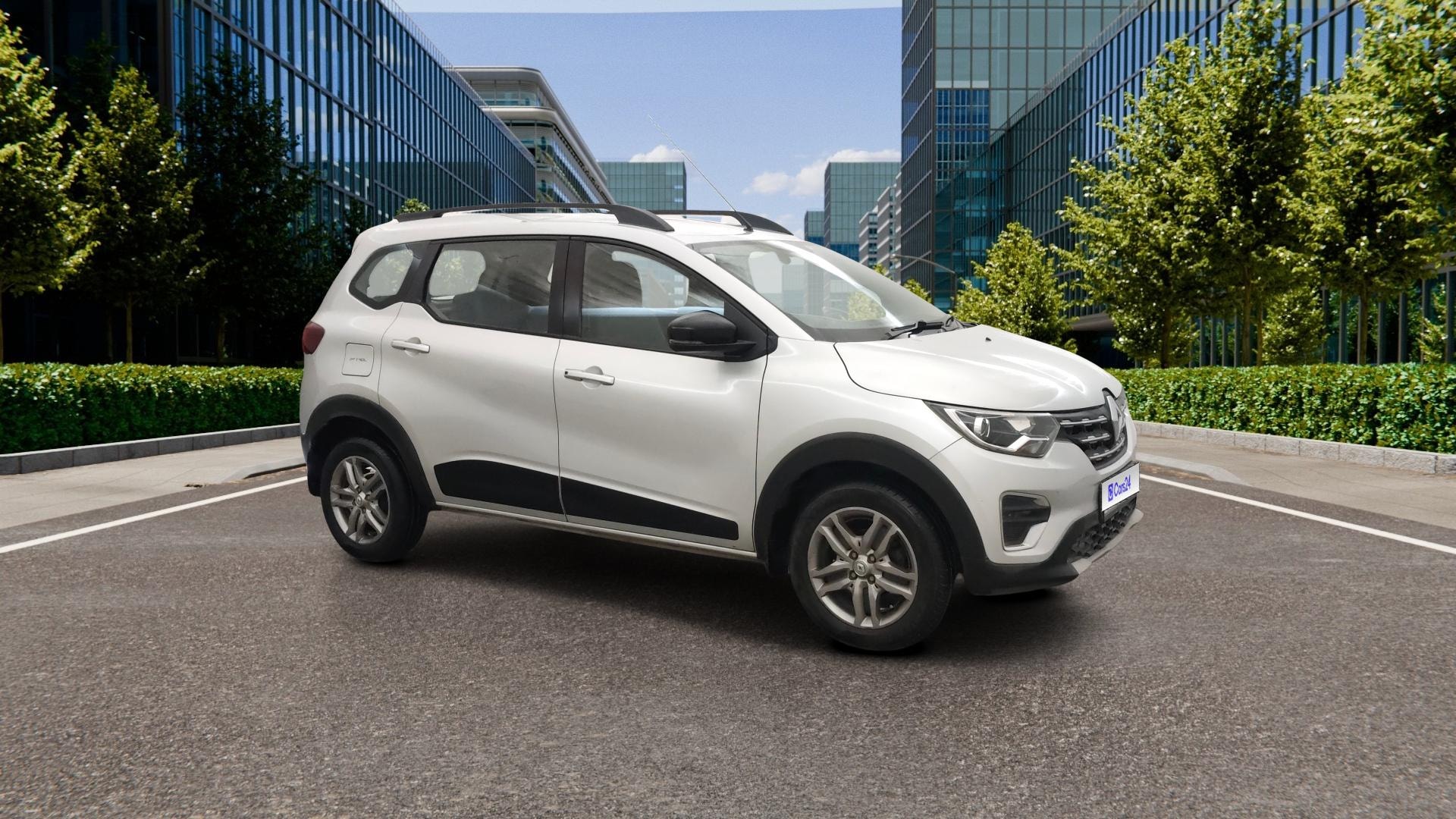 View 2022 Renault Triber RXZ Image 38 Used 2022 Renault Triber RXZ Image 38