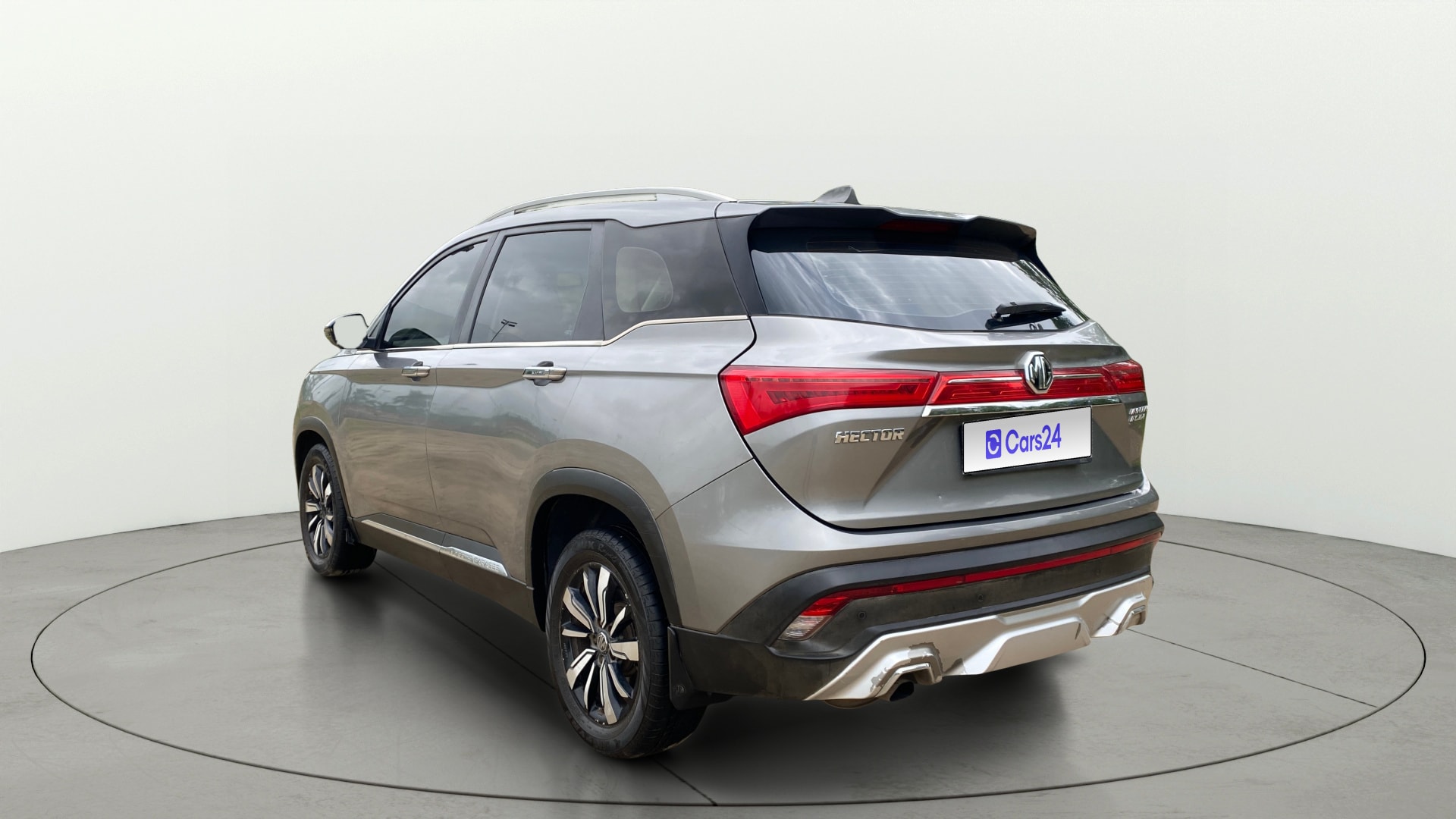 View 2020 MG Hector Sharp Diesel Image 2 Used 2020 MG Hector Sharp Diesel Image 2