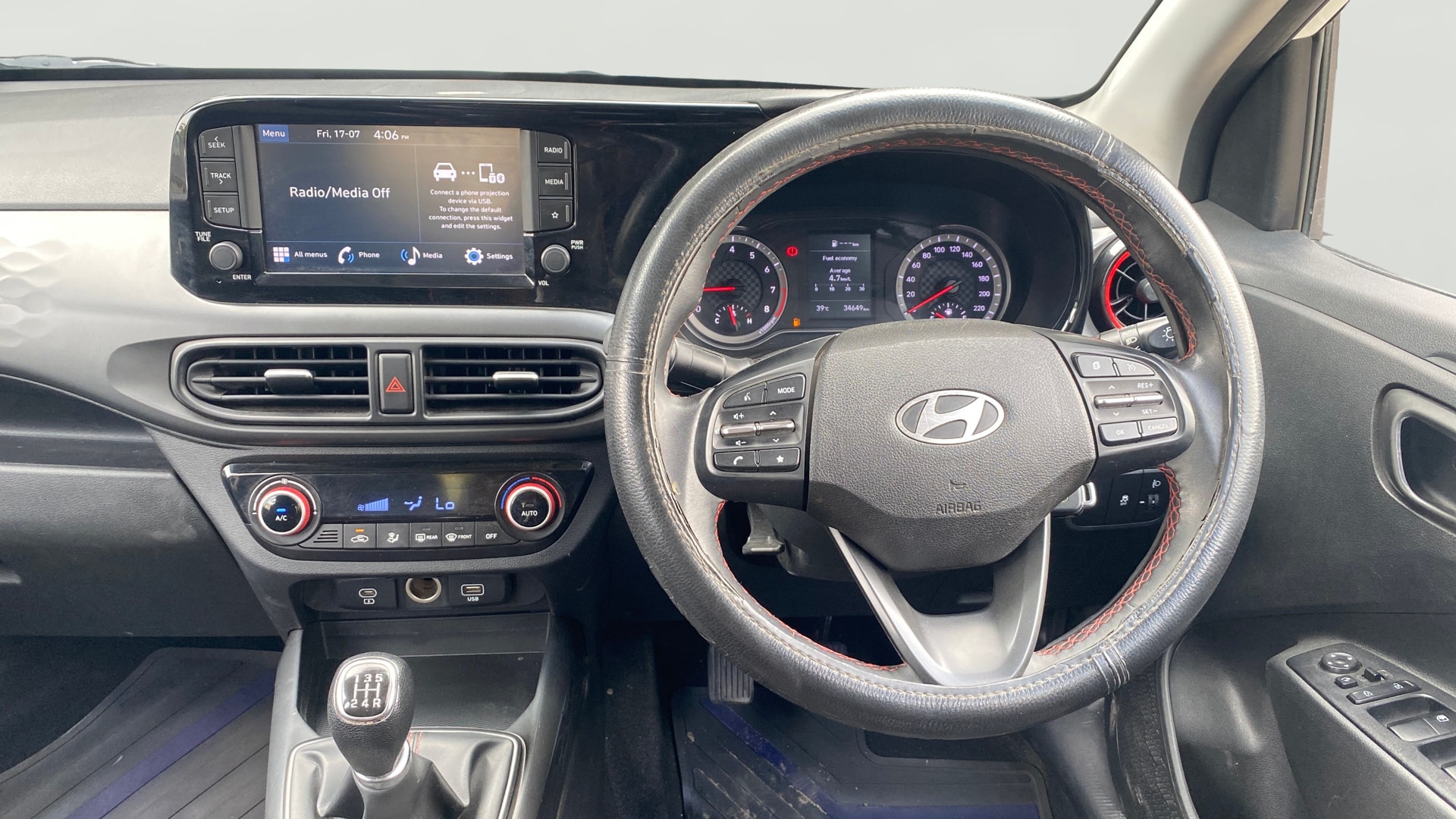 View 2023 Hyundai Grand i10 Nios Sportz Petrol Dual Tone Image 21 Used 2023 Hyundai Grand i10 Nios Sportz Petrol Dual Tone Image 21