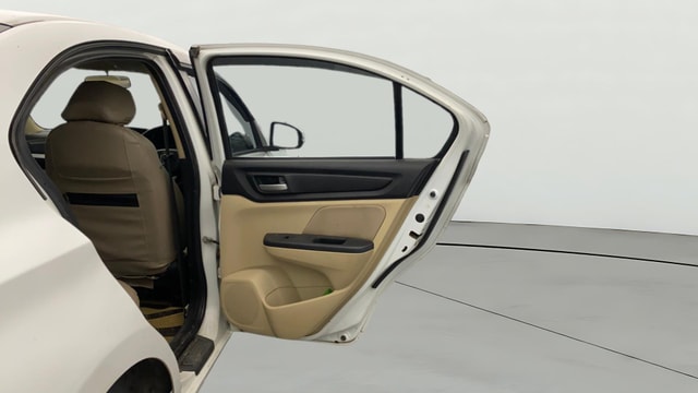 View Honda Amaze Image 5 Used Honda Amaze Image 5