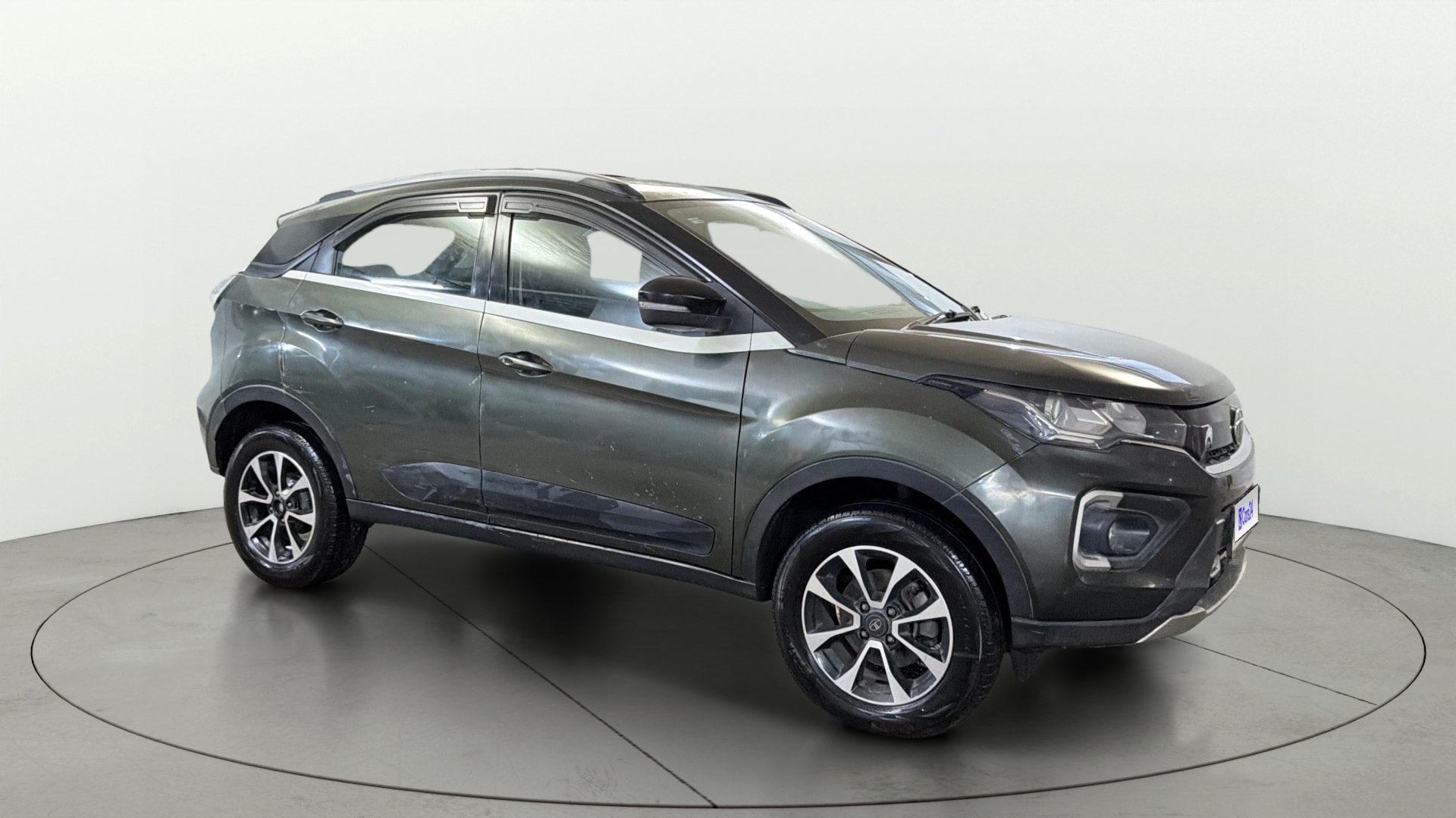 View 2020 Tata Nexon Revotron XE Image 13 Used 2020 Tata Nexon Revotron XE Image 13