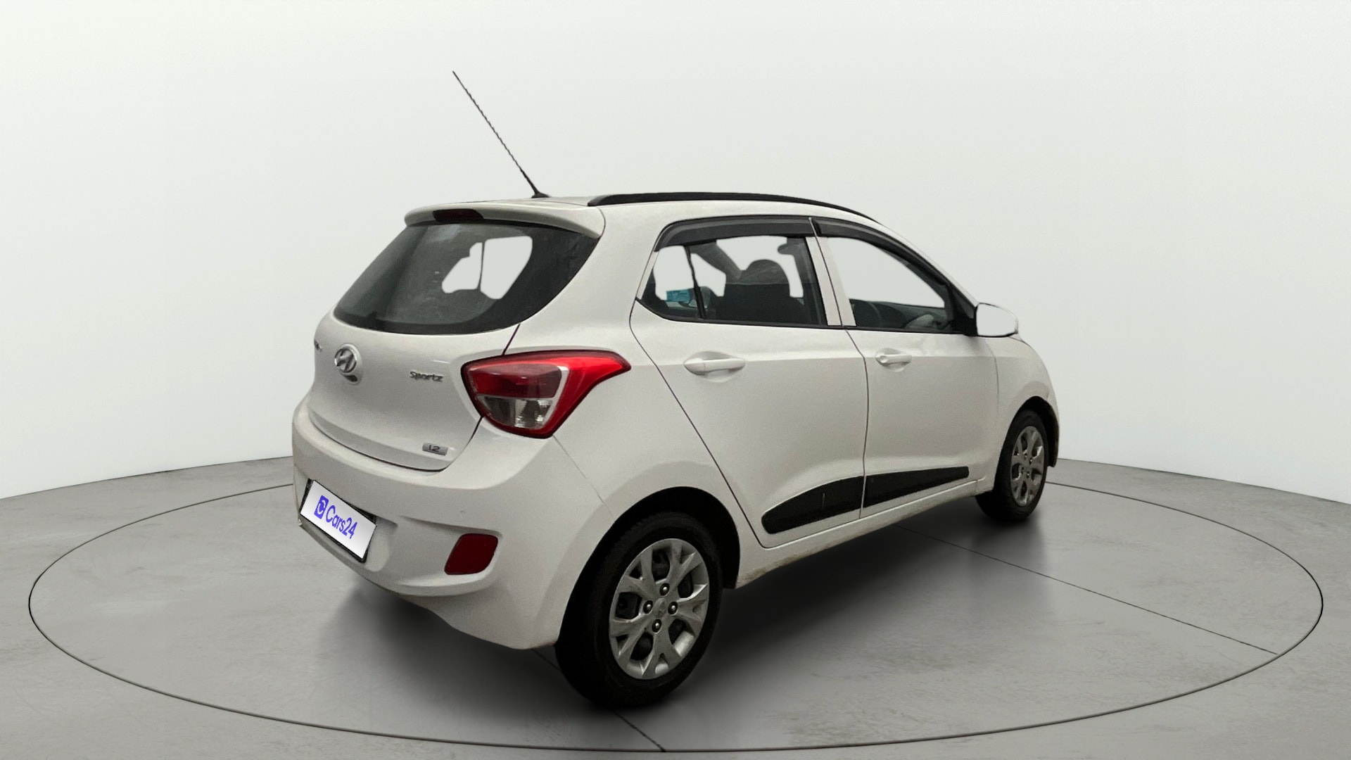 View 2016 Hyundai Grand i10 Sportz 1.2 Kappa Image 42 Used 2016 Hyundai Grand i10 Sportz 1.2 Kappa Image 42
