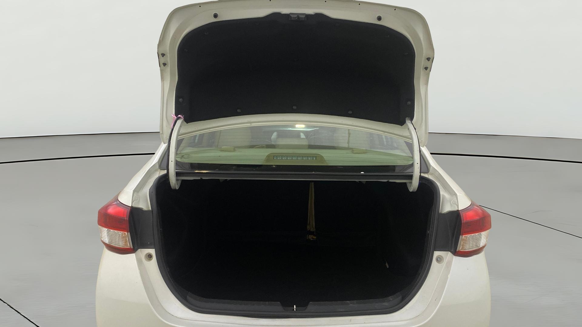 View 2018 Toyota Yaris G CVT Image 37 Used 2018 Toyota Yaris G CVT Image 37