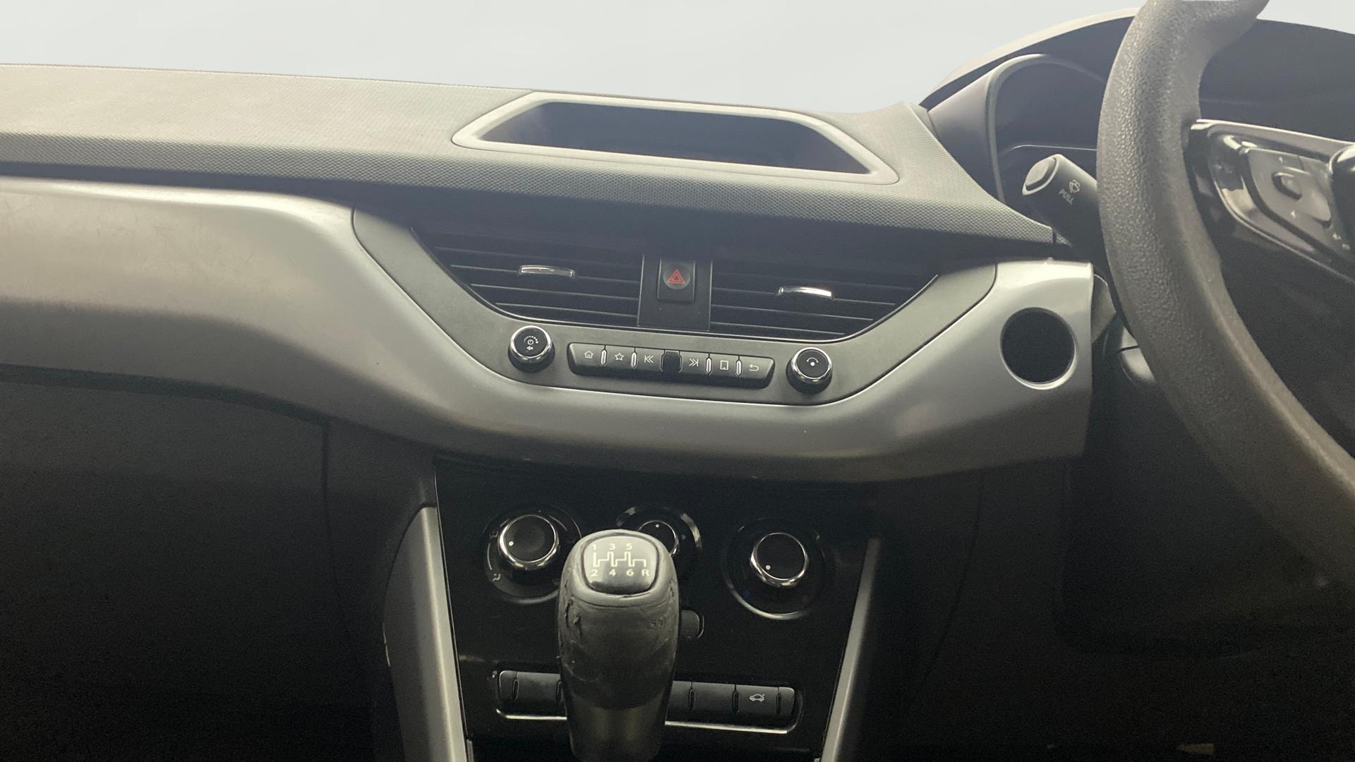 View 2021 Tata Nexon Revotron XE Image 17 Used 2021 Tata Nexon Revotron XE Image 17
