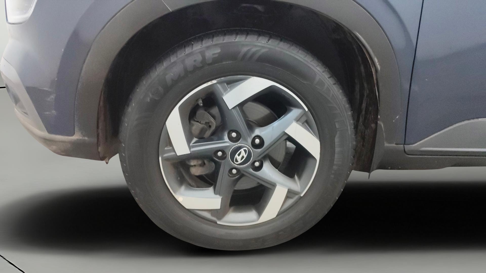 View 2019 Hyundai Venue SX Plus 1.0 Petrol AT Image 30 Used 2019 Hyundai Venue SX Plus 1.0 Petrol AT Image 30