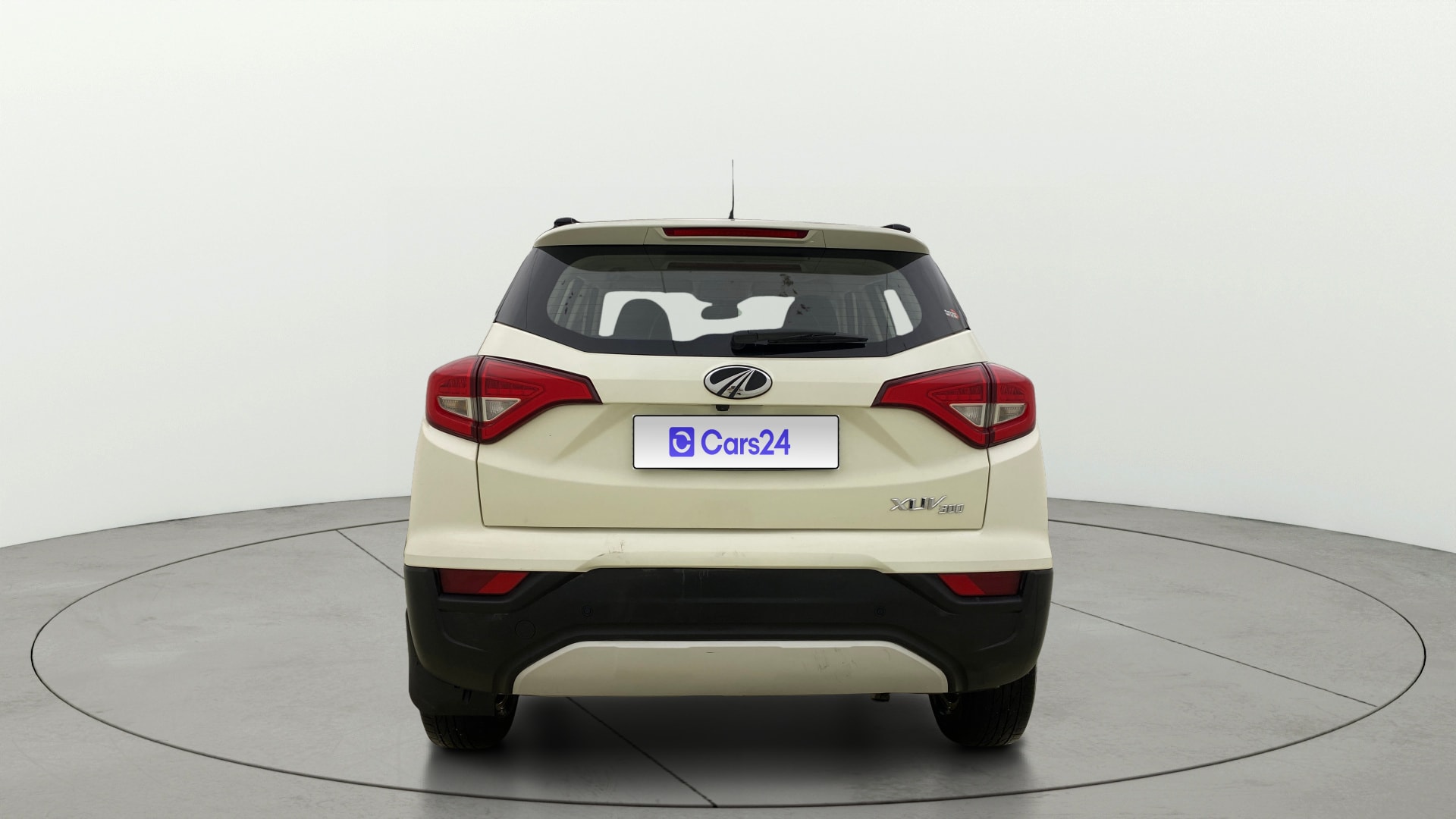 Used 2022 Mahindra XUV300 Used 2022 Mahindra XUV300