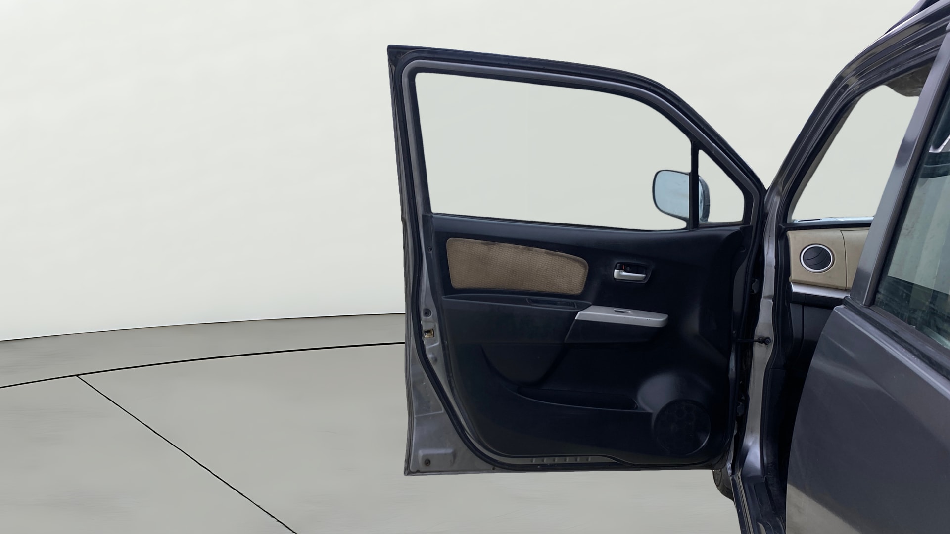 View 2018 Maruti Suzuki 1000 Base Variant Image 30 Used 2018 Maruti Suzuki 1000 Base Variant Image 30