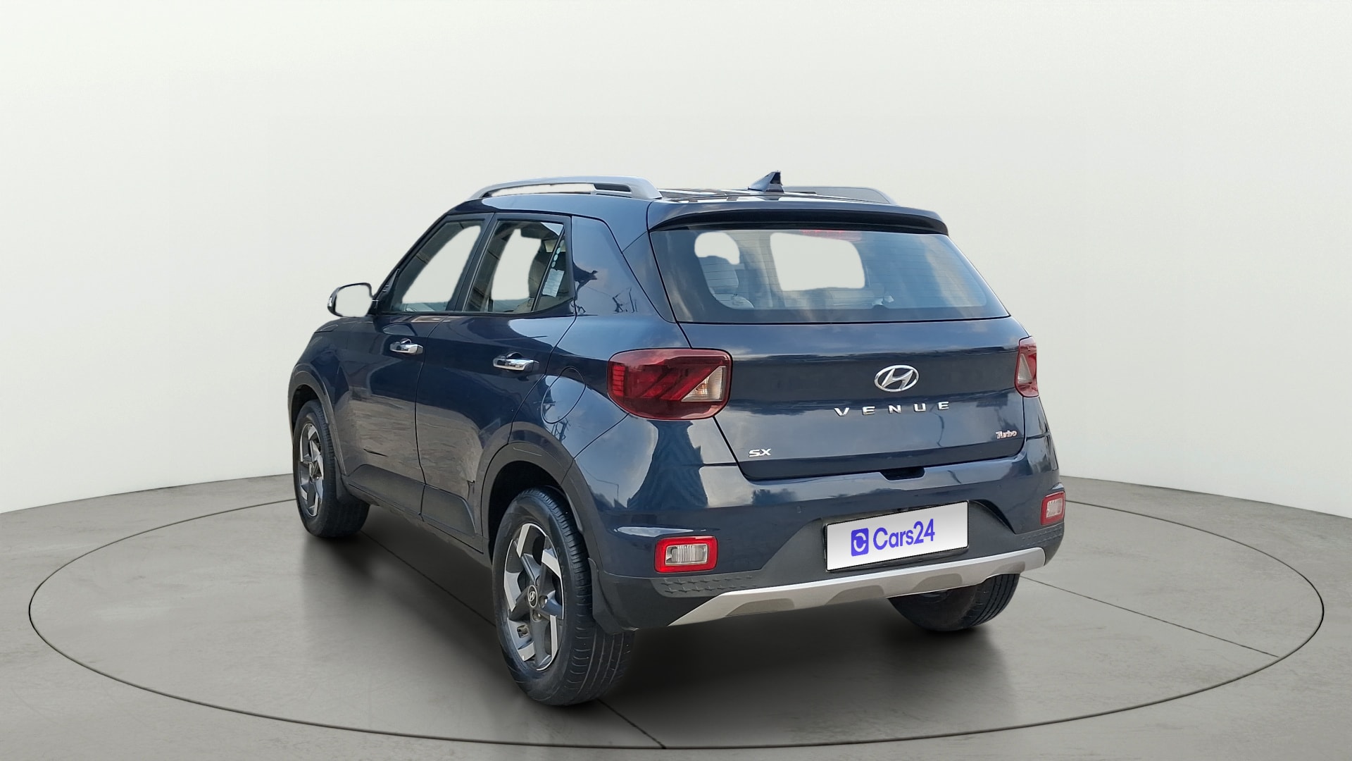 View 2021 Hyundai Venue SX Plus 1.0 Petrol AT Image 2 Used 2021 Hyundai Venue SX Plus 1.0 Petrol AT Image 2