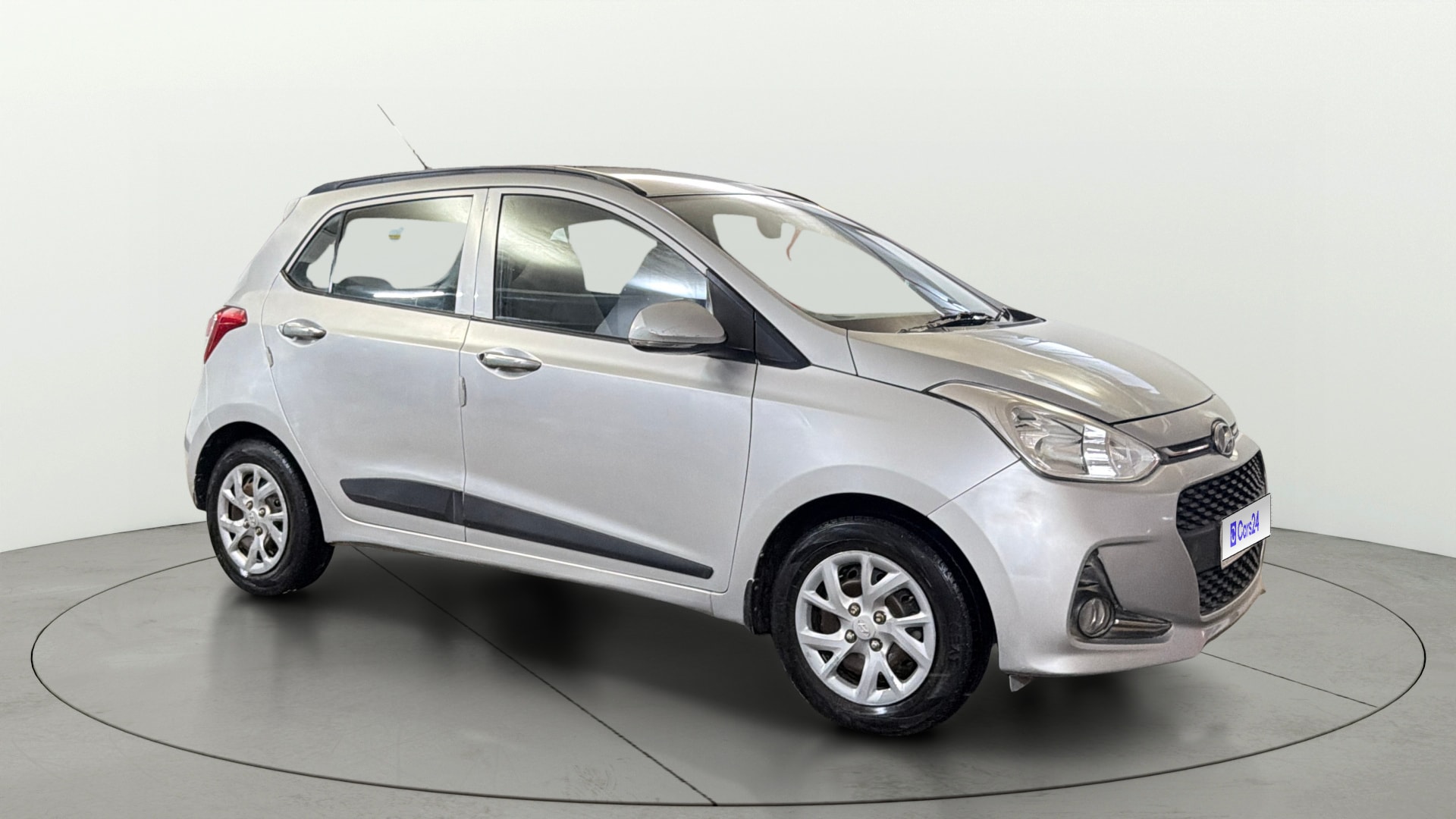 Used 2018 Hyundai Grand i10 Used 2018 Hyundai Grand i10