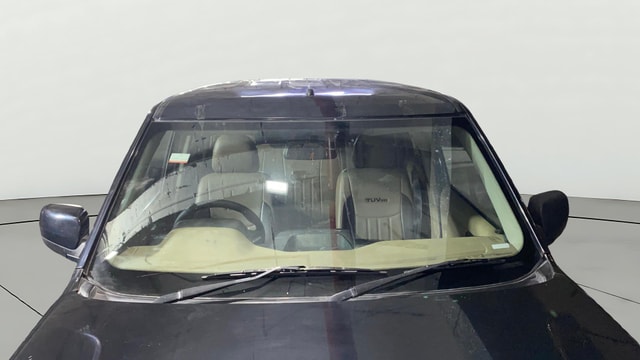 View Mahindra TUV300 Image 30 Used Mahindra TUV300 Image 30
