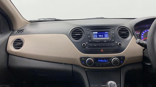 View Hyundai Xcent Image 17 Used Hyundai Xcent Image 17
