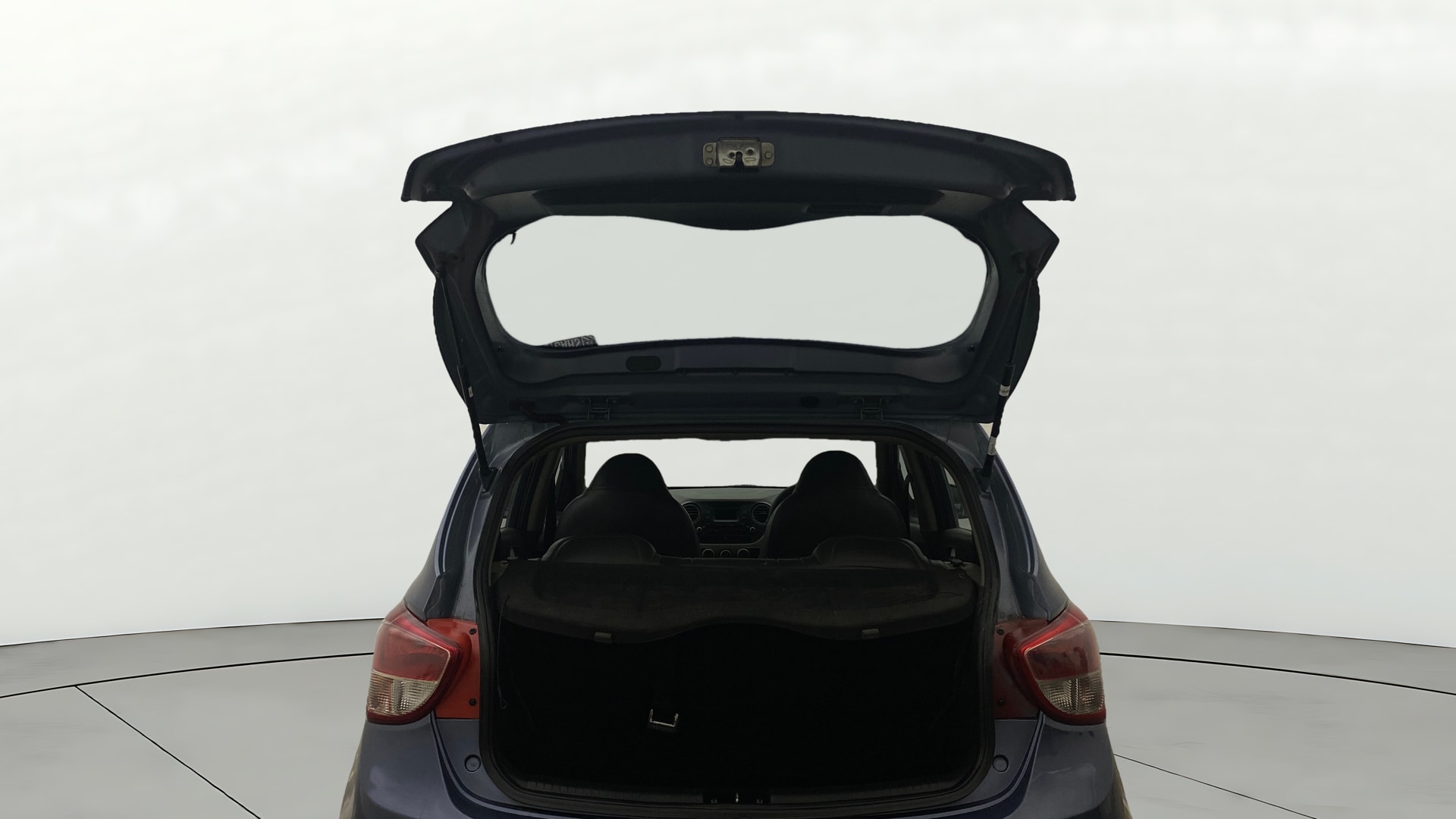 View 2016 Hyundai Grand i10 Sportz 1.2 Kappa Image 16 Used 2016 Hyundai Grand i10 Sportz 1.2 Kappa Image 16