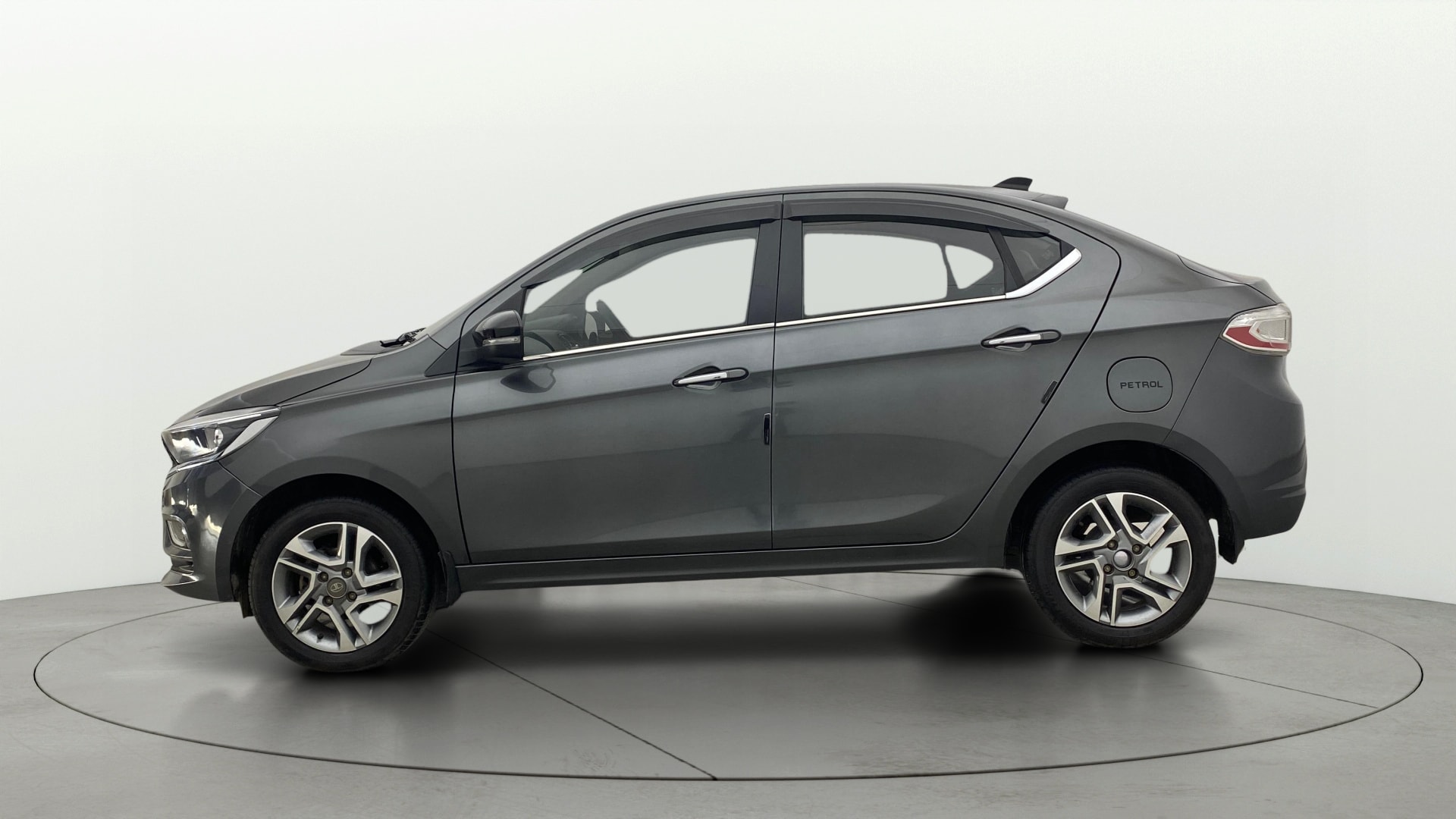 View 2024 Tata Tigor XE Diesel Image 6 Used 2024 Tata Tigor XE Diesel Image 6
