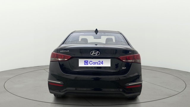 View Hyundai Verna Image 40 Used Hyundai Verna Image 40