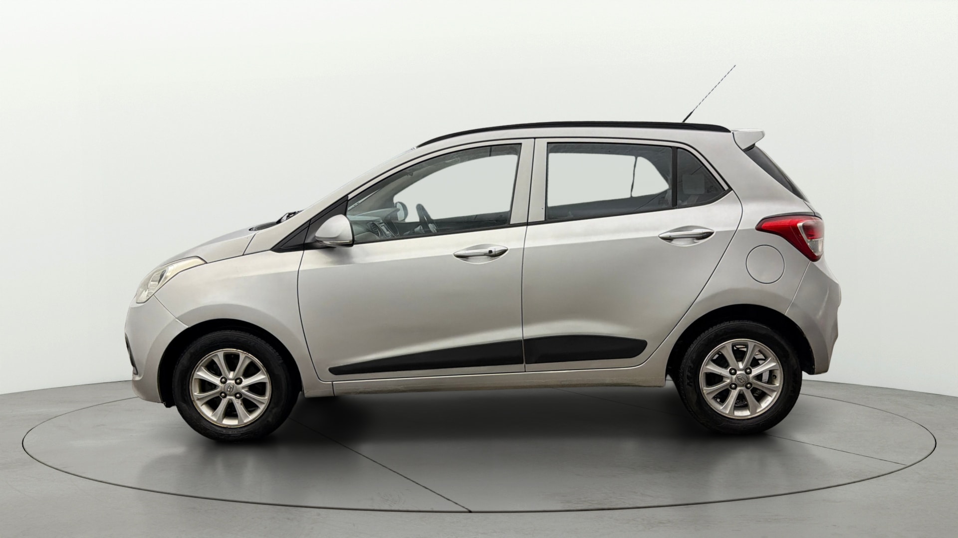 Used 2015 Hyundai Grand i10 Used 2015 Hyundai Grand i10