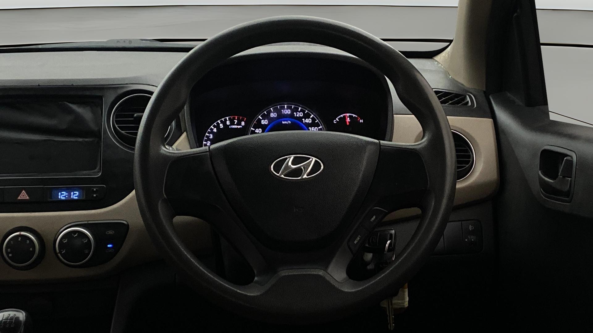 Used 2014 Hyundai Grand i10 Used 2014 Hyundai Grand i10
