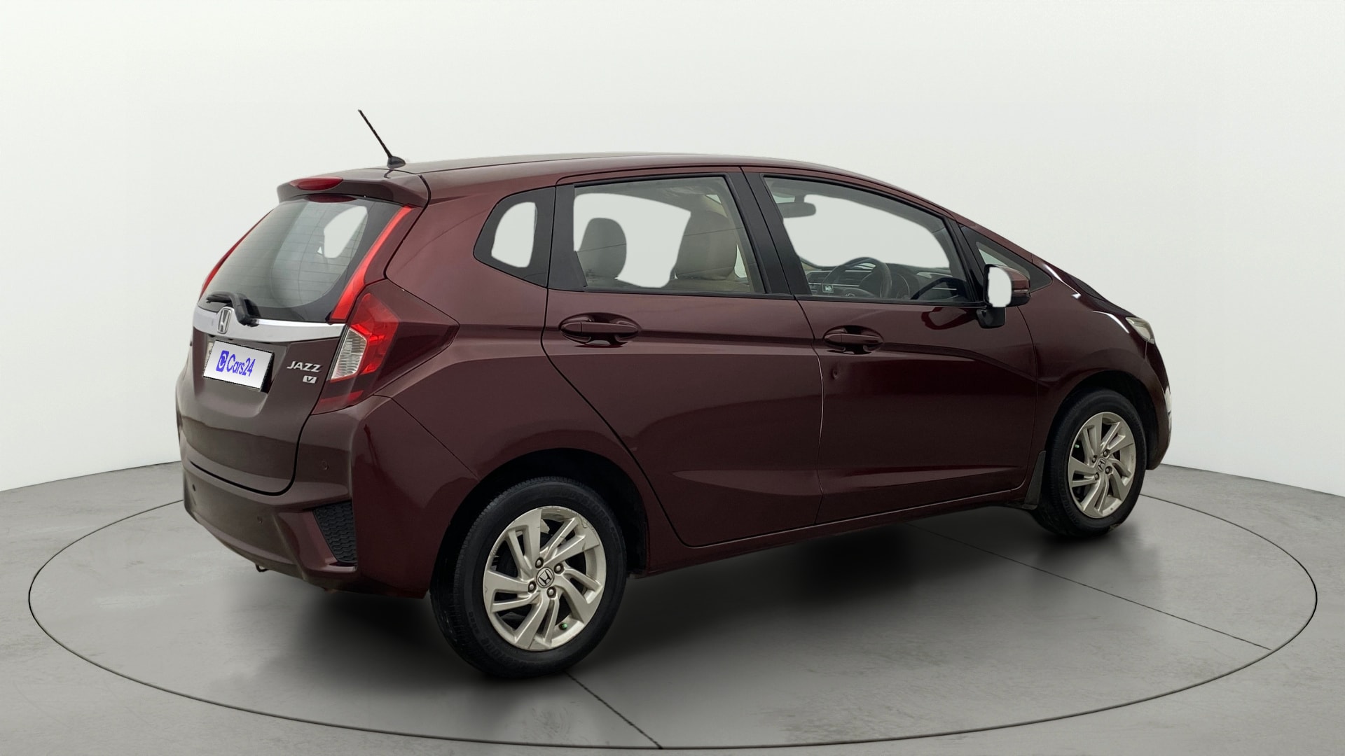 View 2016 Honda Jazz E MT Diesel Image 43 Used 2016 Honda Jazz E MT Diesel Image 43