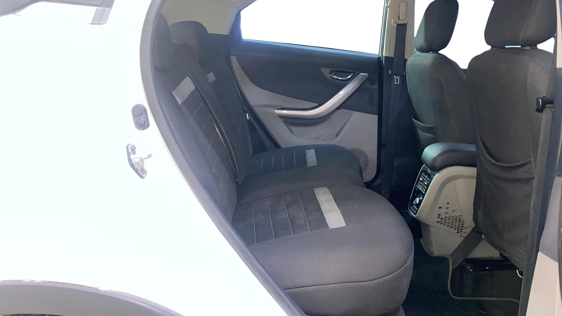 View 2018 Tata Nexon XZ Plus Diesel Image 29 Used 2018 Tata Nexon XZ Plus Diesel Image 29