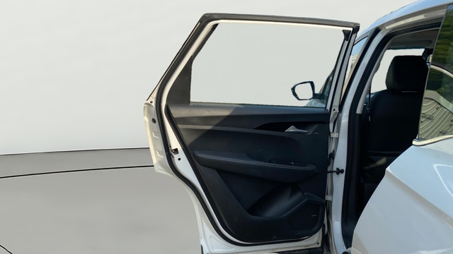 View MG Hector Image 16 Used MG Hector Image 16
