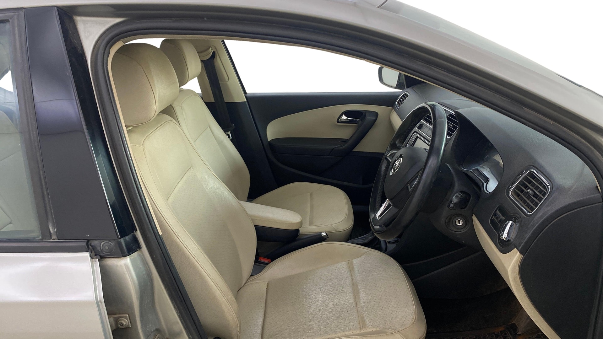 View 2017 Skoda Rapid 1.6 MPI Style Petrol AT BS IV Image 26 Used 2017 Skoda Rapid 1.6 MPI Style Petrol AT BS IV Image 26