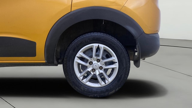 View Renault Triber Image 11 Used Renault Triber Image 11
