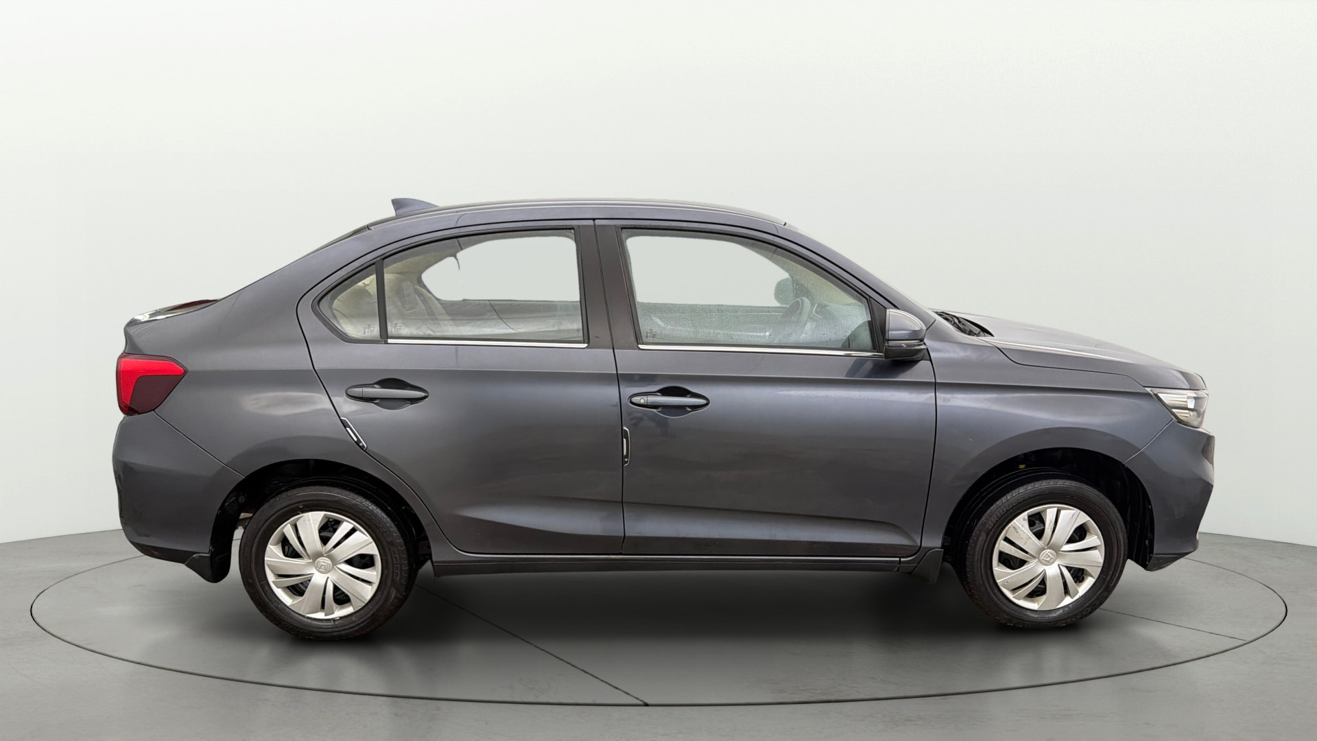 View 2022 Honda Amaze E MT Petrol BS IV Image 8 Used 2022 Honda Amaze E MT Petrol BS IV Image 8