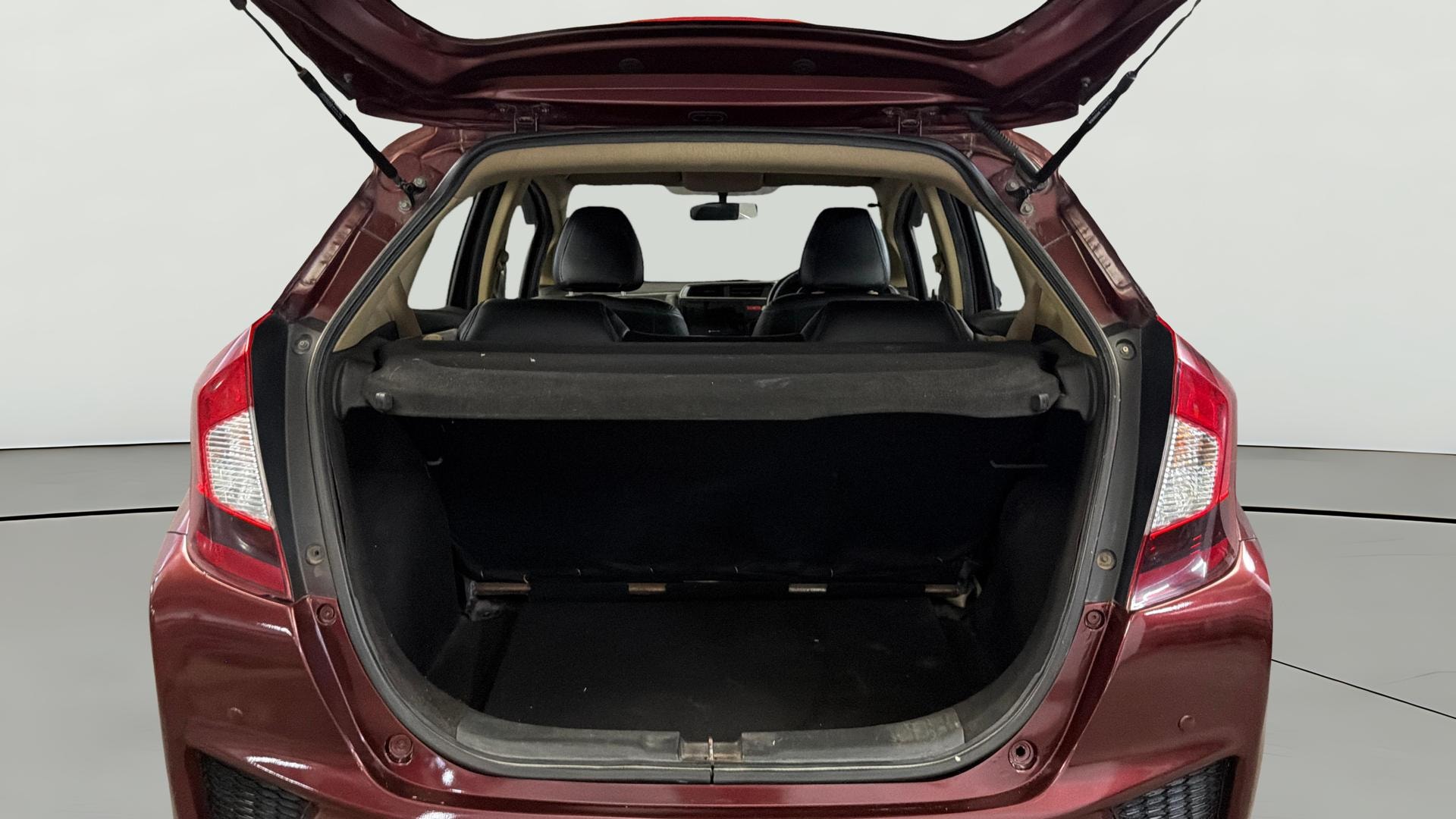 View 2015 Honda Jazz E MT Diesel Image 38 Used 2015 Honda Jazz E MT Diesel Image 38