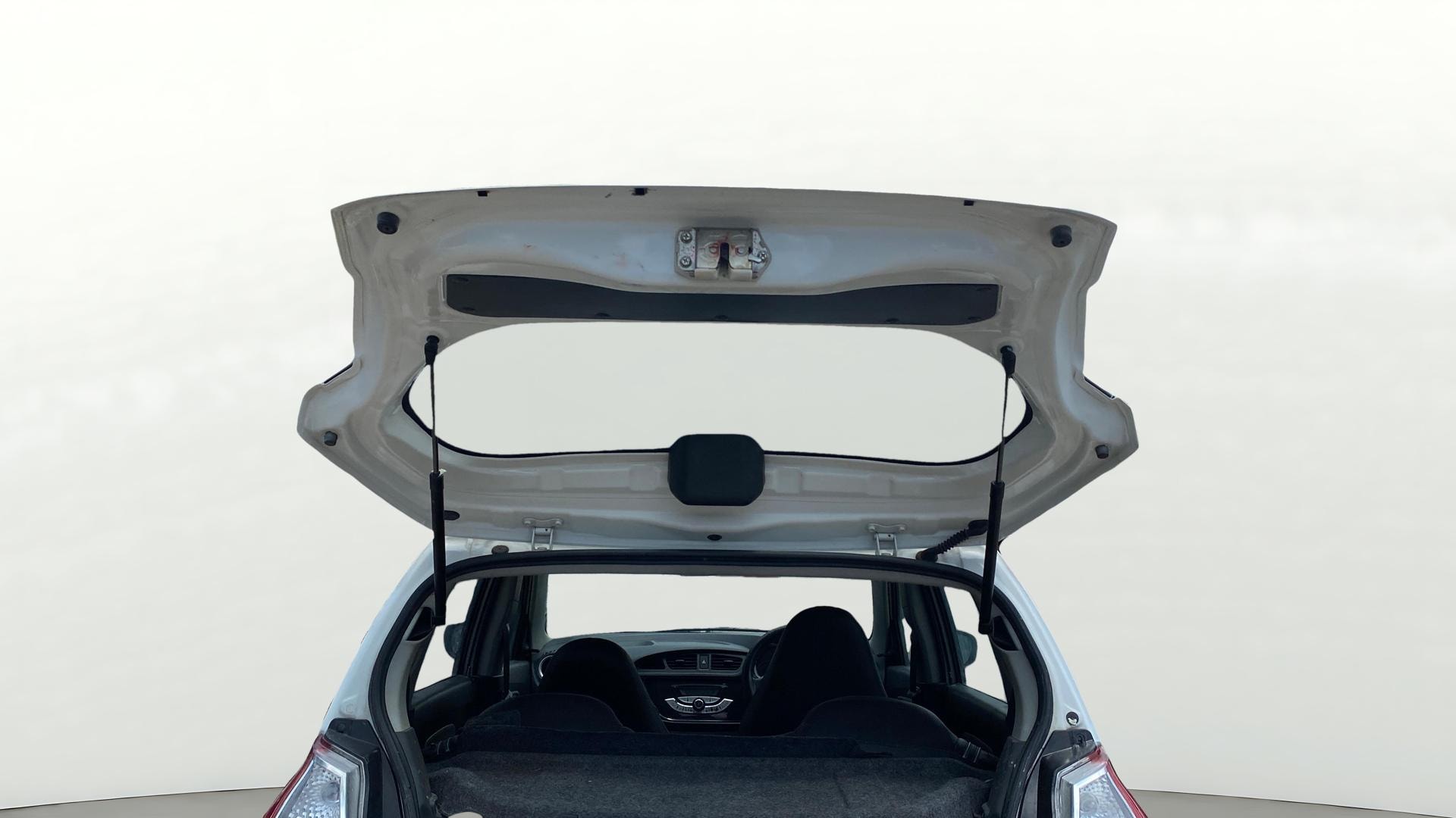 View 2019 Maruti Suzuki Alto K10 LX Image 17 Used 2019 Maruti Suzuki Alto K10 LX Image 17