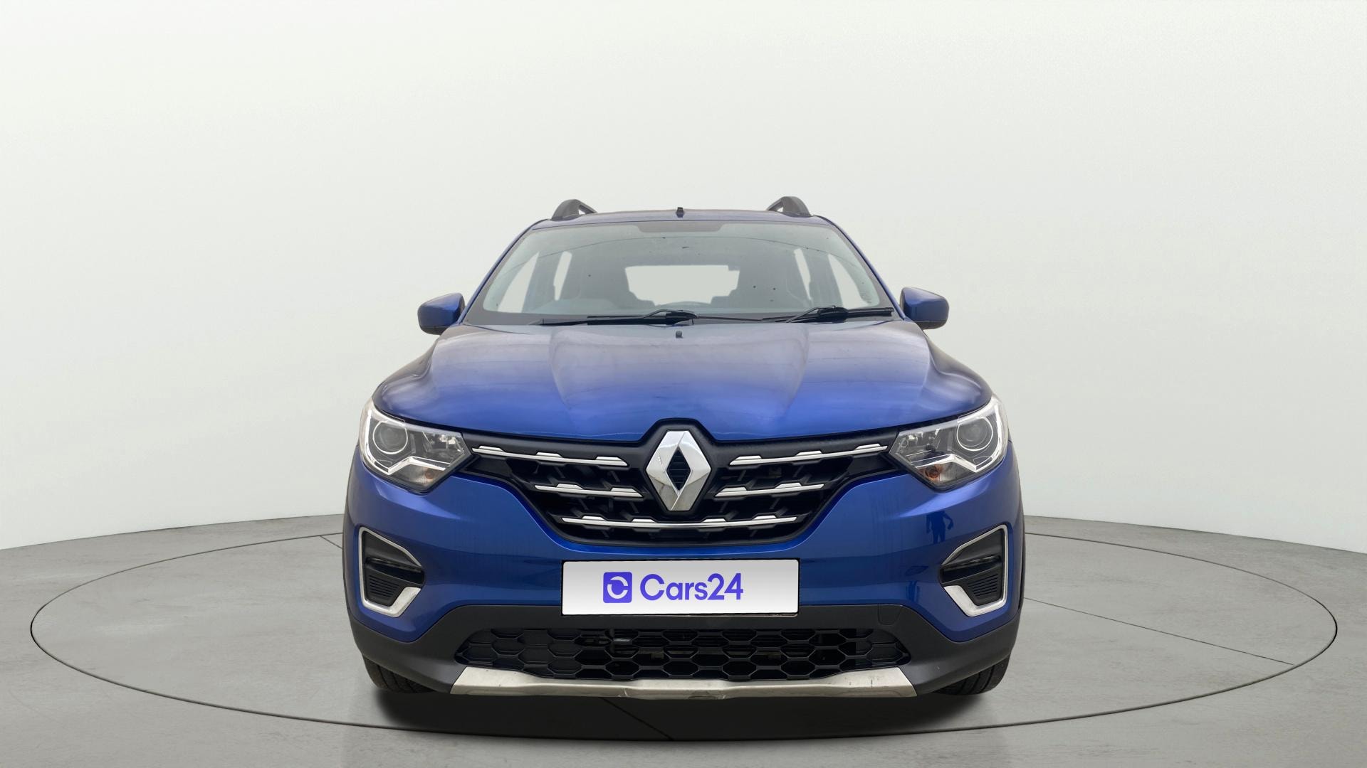 View 2020 Renault Triber RXZ Image 1 Used 2020 Renault Triber RXZ Image 1