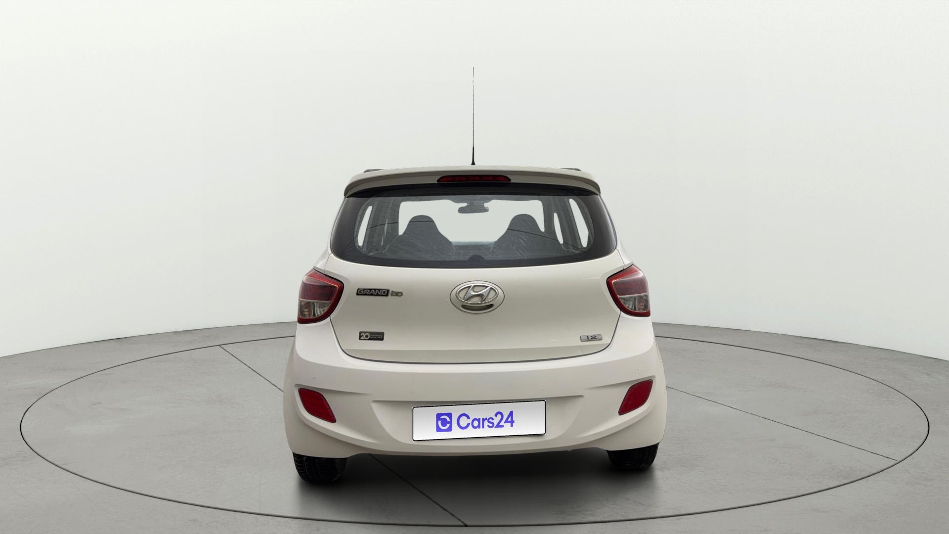 View 2016 Hyundai Grand i10 1.2 Asta Petrol Image 39 Used 2016 Hyundai Grand i10 1.2 Asta Petrol Image 39