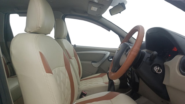 View Nissan Terrano Image 17 Used Nissan Terrano Image 17