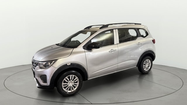 View Renault Triber Image 35 Used Renault Triber Image 35