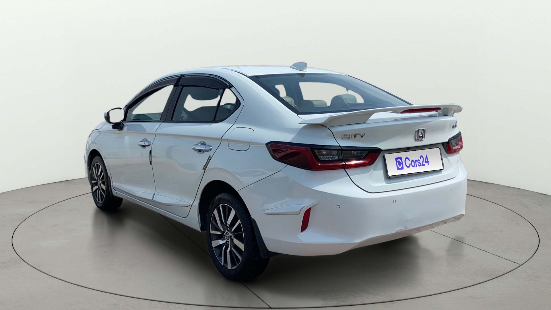 View 2022 Honda City ZX CVT Image 2 Used 2022 Honda City ZX CVT Image 2