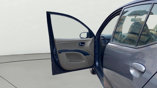View Hyundai Grand i10 Image 30 Used Hyundai Grand i10 Image 30