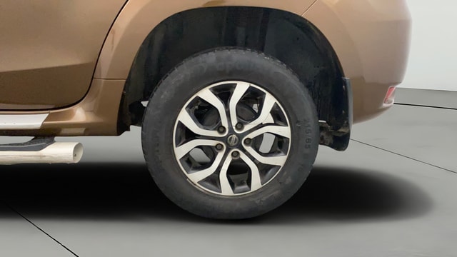 View Nissan Terrano Image 8 Used Nissan Terrano Image 8