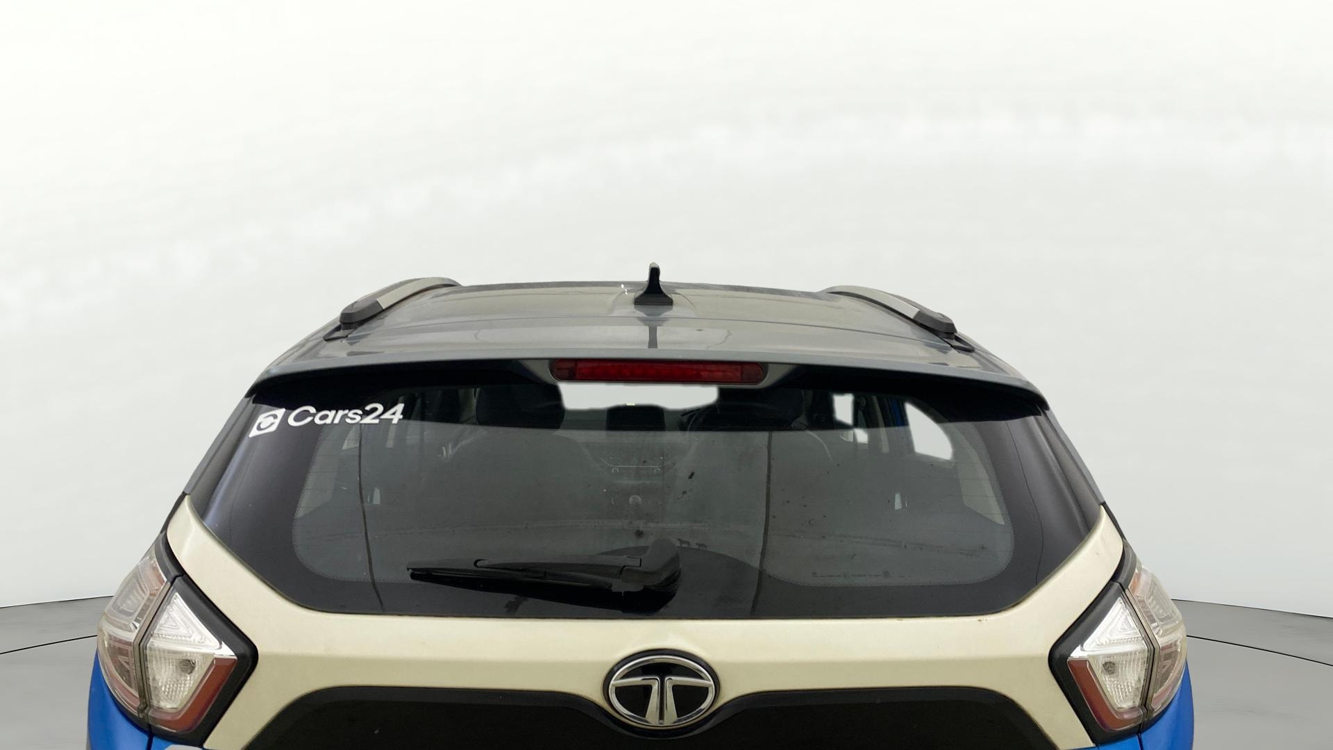 View 2019 Tata Nexon XZ Plus Diesel Image 4 Used 2019 Tata Nexon XZ Plus Diesel Image 4