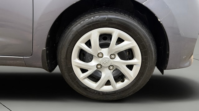 View Hyundai Grand i10 Image 39 Used Hyundai Grand i10 Image 39