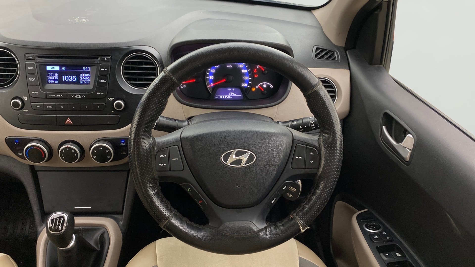 View 2015 Hyundai Xcent S Petrol Image 20 Used 2015 Hyundai Xcent S Petrol Image 20