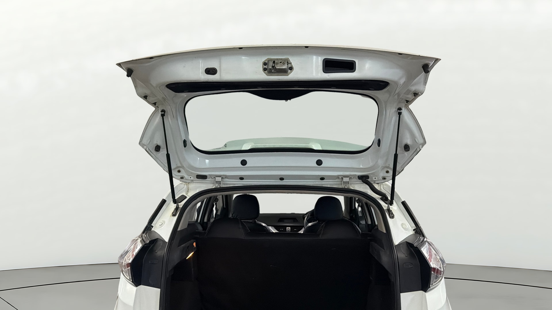 View 2020 Tata Nexon Revotron XM Image 16 Used 2020 Tata Nexon Revotron XM Image 16