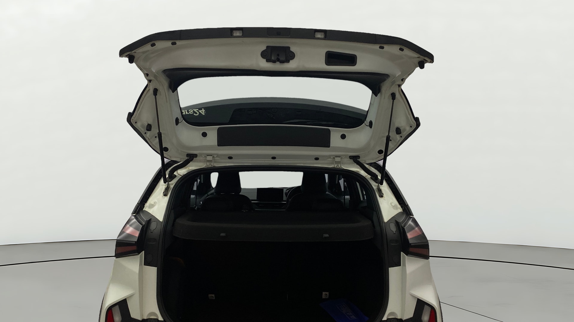 View 2024 Tata Nexon Revotron XE Image 17 Used 2024 Tata Nexon Revotron XE Image 17