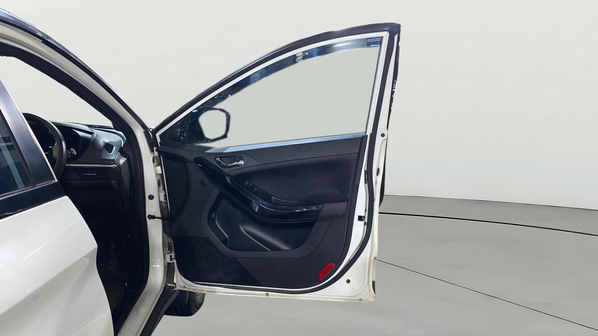 View 2024 Tata Nexon Revotron XE Image 47 Used 2024 Tata Nexon Revotron XE Image 47