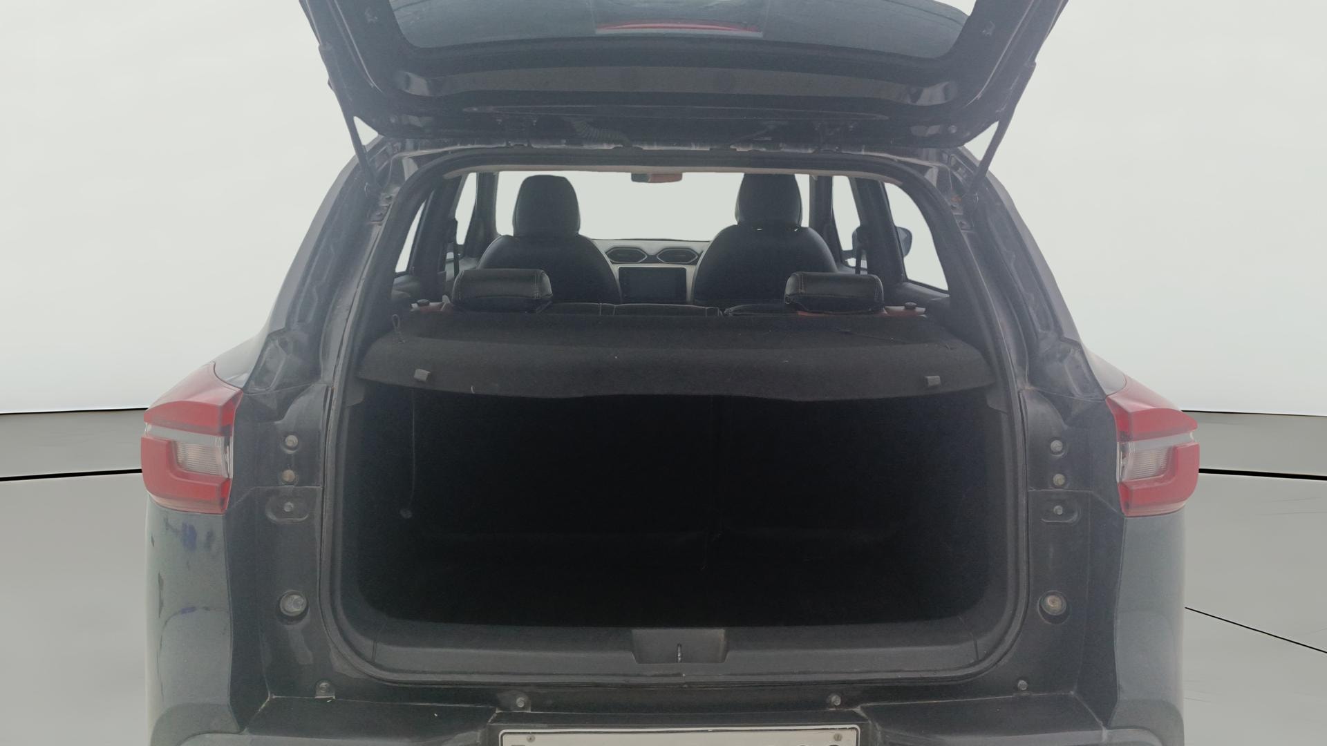 View 2022 Nissan Magnite XV Image 41 Used 2022 Nissan Magnite XV Image 41