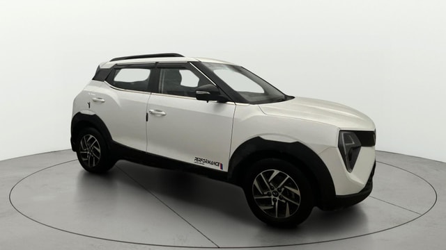 View Mahindra XUV 3XO Image 14 Used Mahindra XUV 3XO Image 14