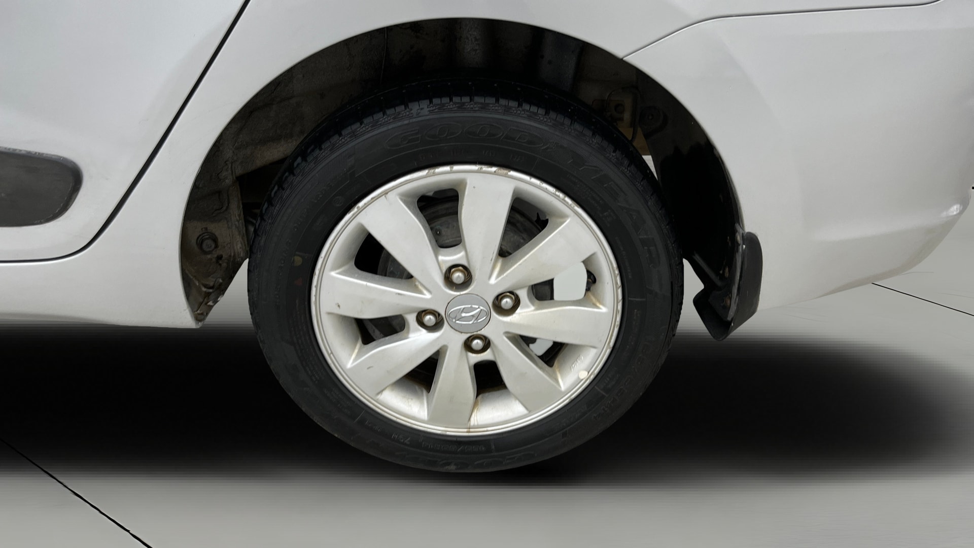 Used 2013 Hyundai Xcent Used 2013 Hyundai Xcent