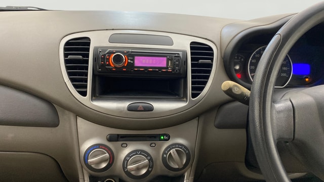 View Hyundai i10 Image 17 Used Hyundai i10 Image 17